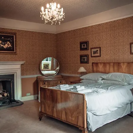 Manor House At Pinchinthorpe Hotel