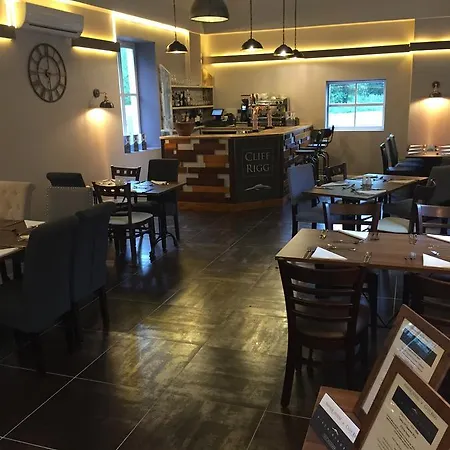 Manor House At Pinchinthorpe 3* Guisborough